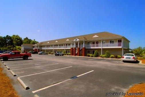 Affordable Suites ソールズベリー エクステリア 写真